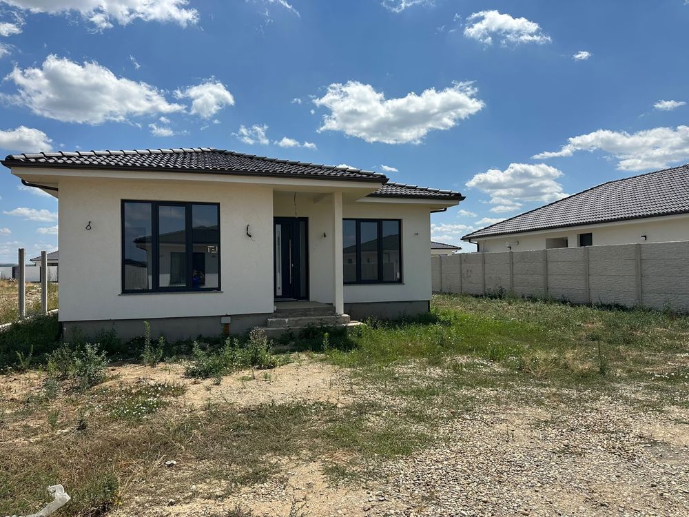 Casa noua la cheie Nojorid-  GAZ- CANAL -  Apa
