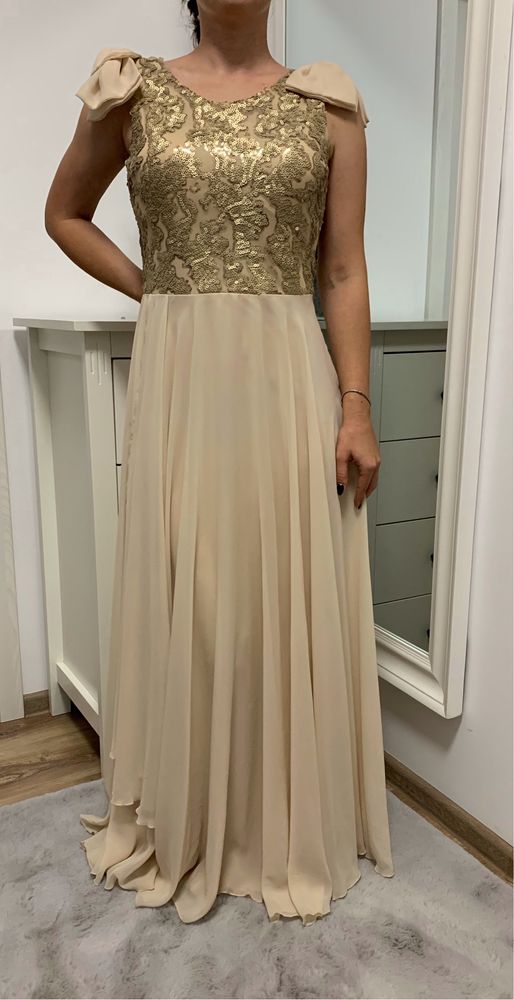 Rochie de seara cu paiete
