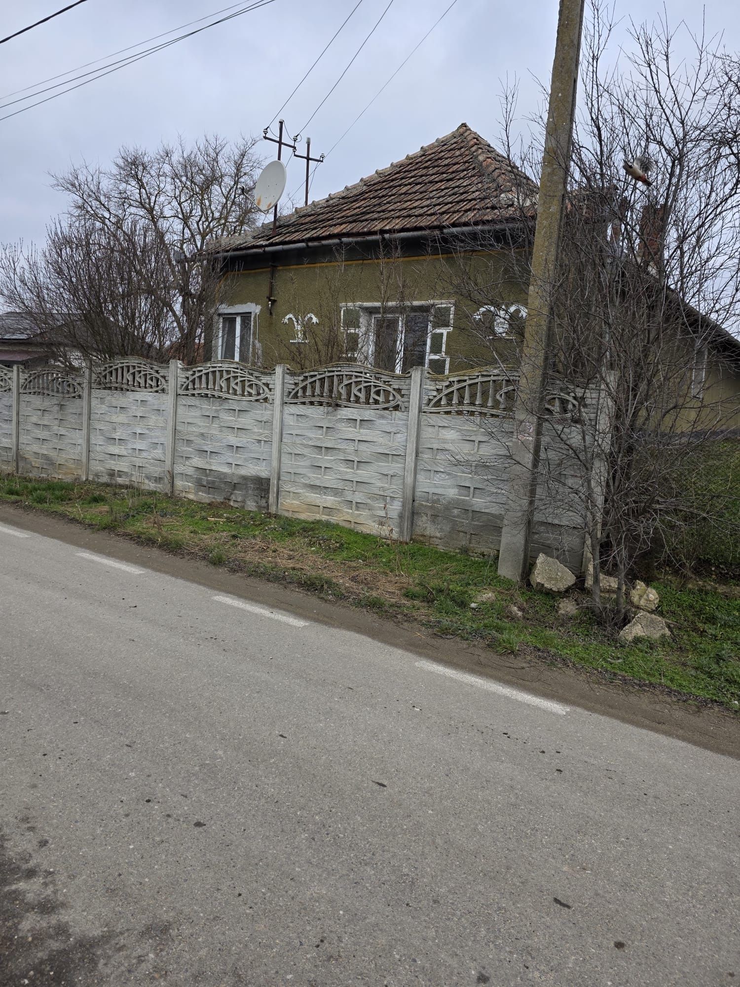 Vând casă în Paușa