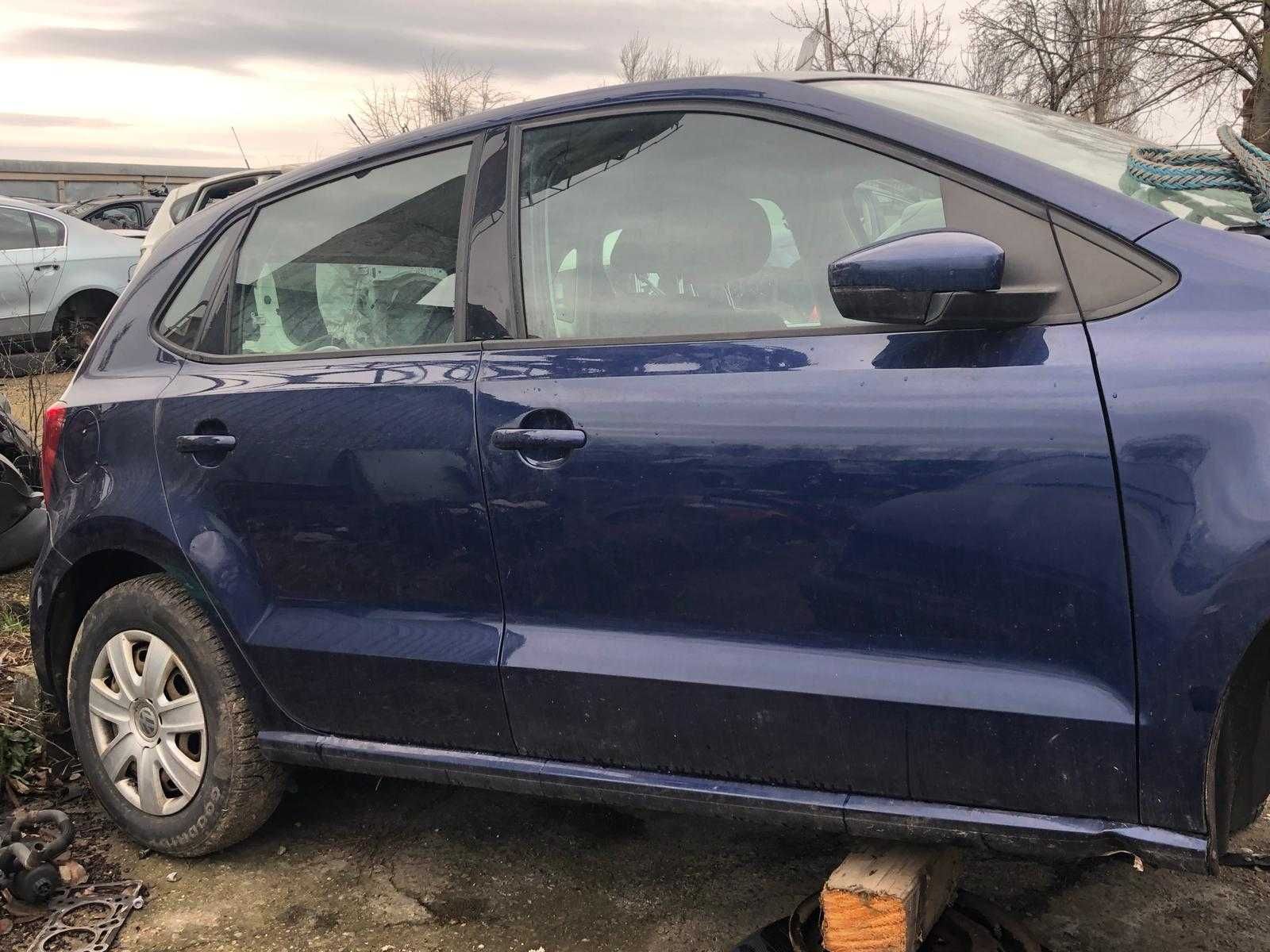 Usa fata dreapta VW Polo 2011 hatchback