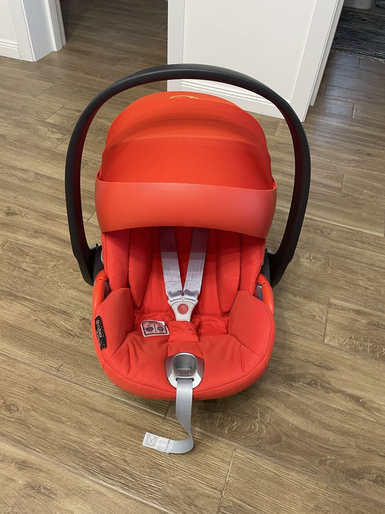 Scoica Cybex Platinum cloud z i size