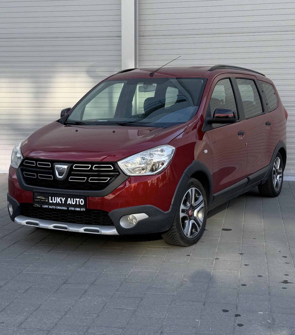 Dacia Lodgy Stapwey 7 Locuri 1.3 TCE 130CP Rate/Credit Avans 0