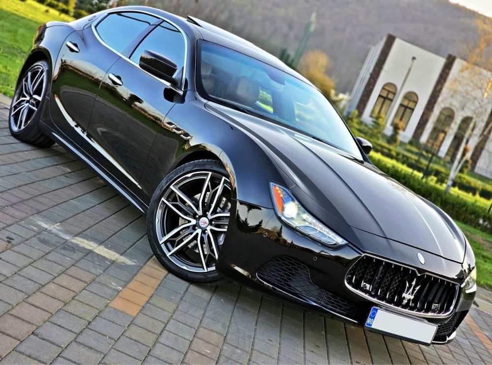 Maserati Ghibli 3.0, Motor Ferarri, 410 cai