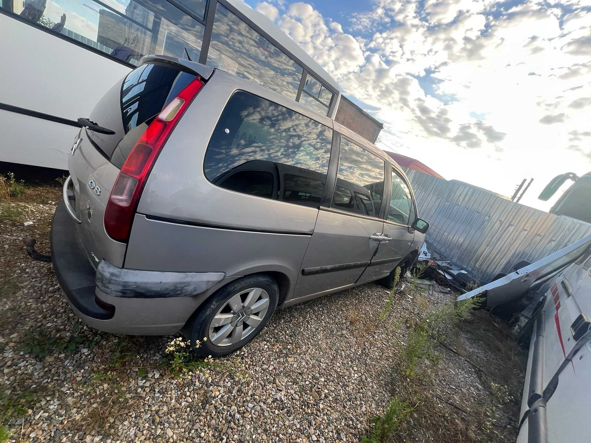 Vand CITROEN C8 2005