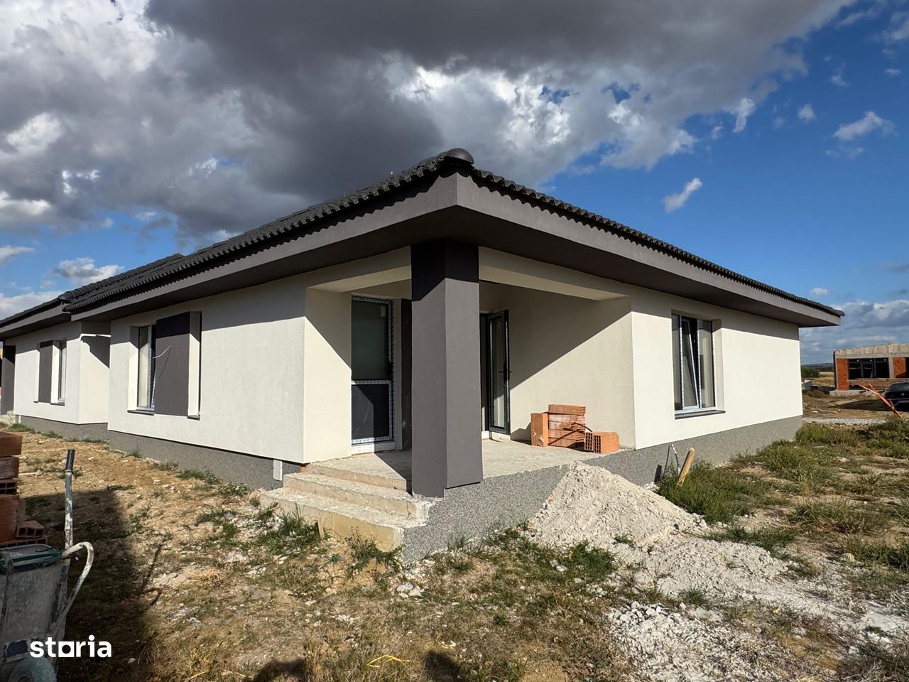 Casa de vanzare in Cihei cu 4 camere