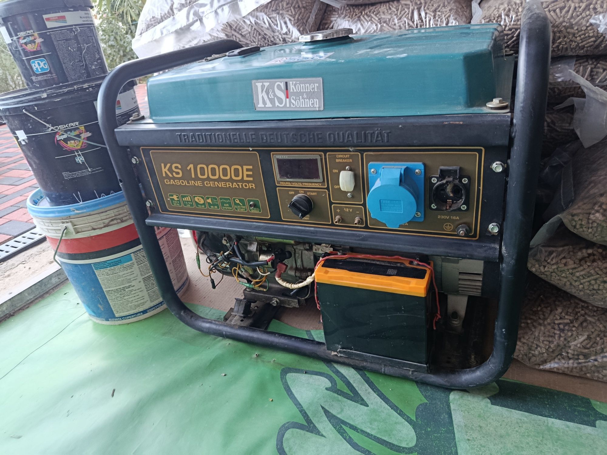 Vând generator de 8 kw K&S
