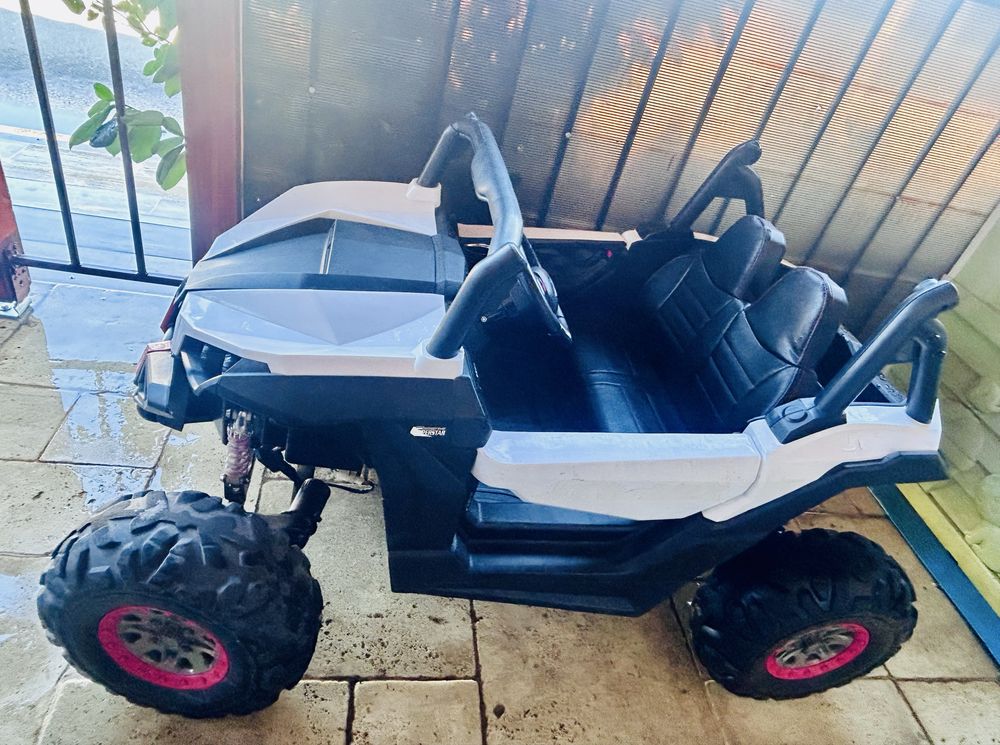 UTV  4x 4 Copii 3+