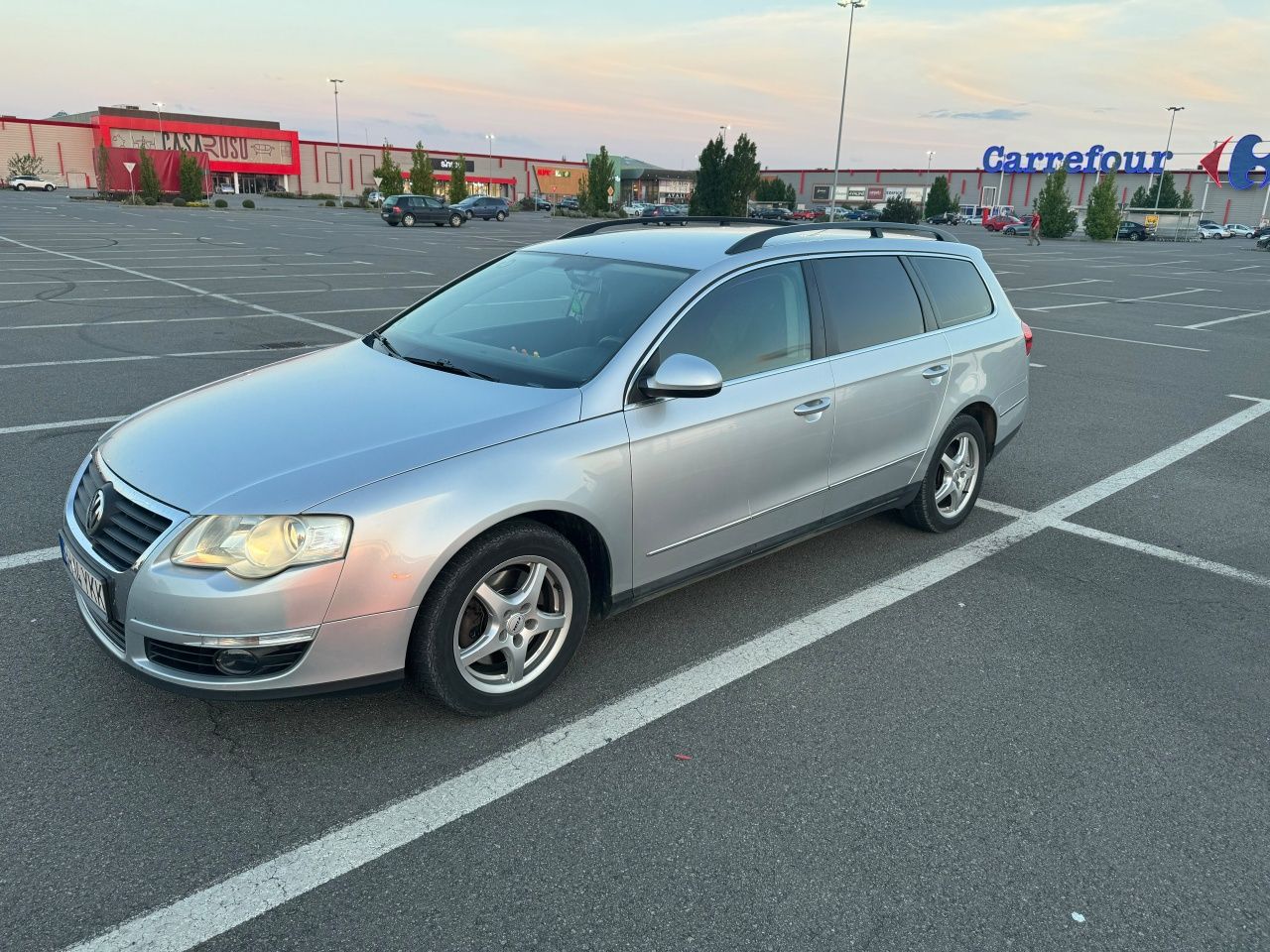 Vând Volkswagen passat b6