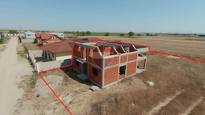 Casă la roșu de vânzare, 138 mp utili – Livada, Bihor
