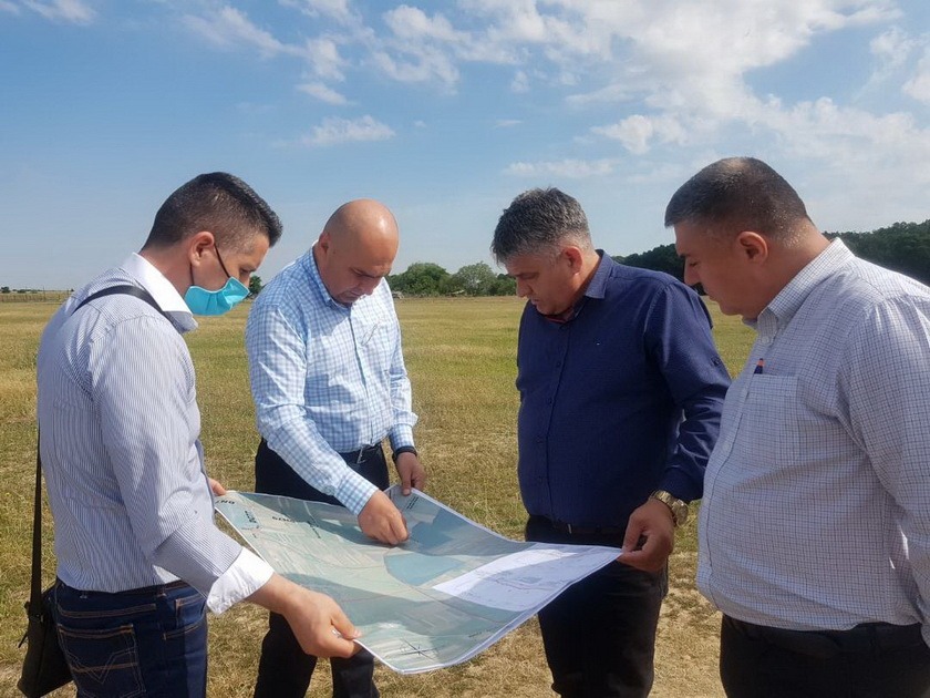 Drumul care va lega peste câmpuri Oradea de Nojorid va costa circa 9,5 milioane de euro (FOTO)