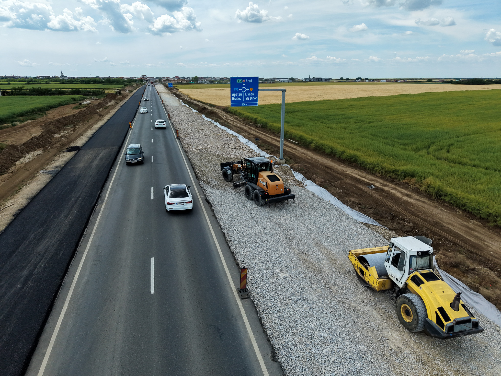 Lărgirea la patru benzi a DN 79 între Aeroportul Oradea și intrarea în Nojorid a ajuns la 40% (FOTO)